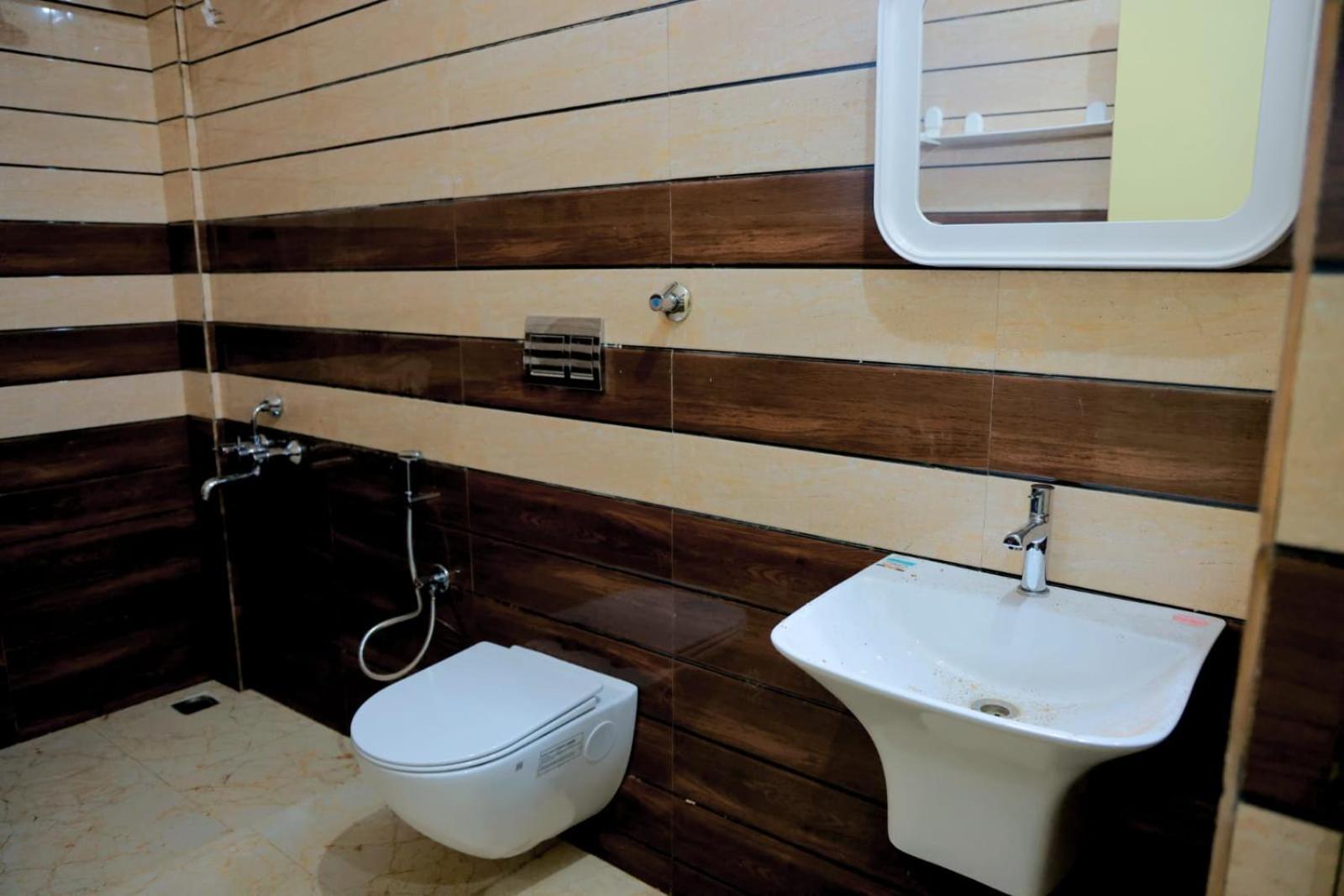 Grand Sangeetham Inn Tiruchchendūr 외부 사진