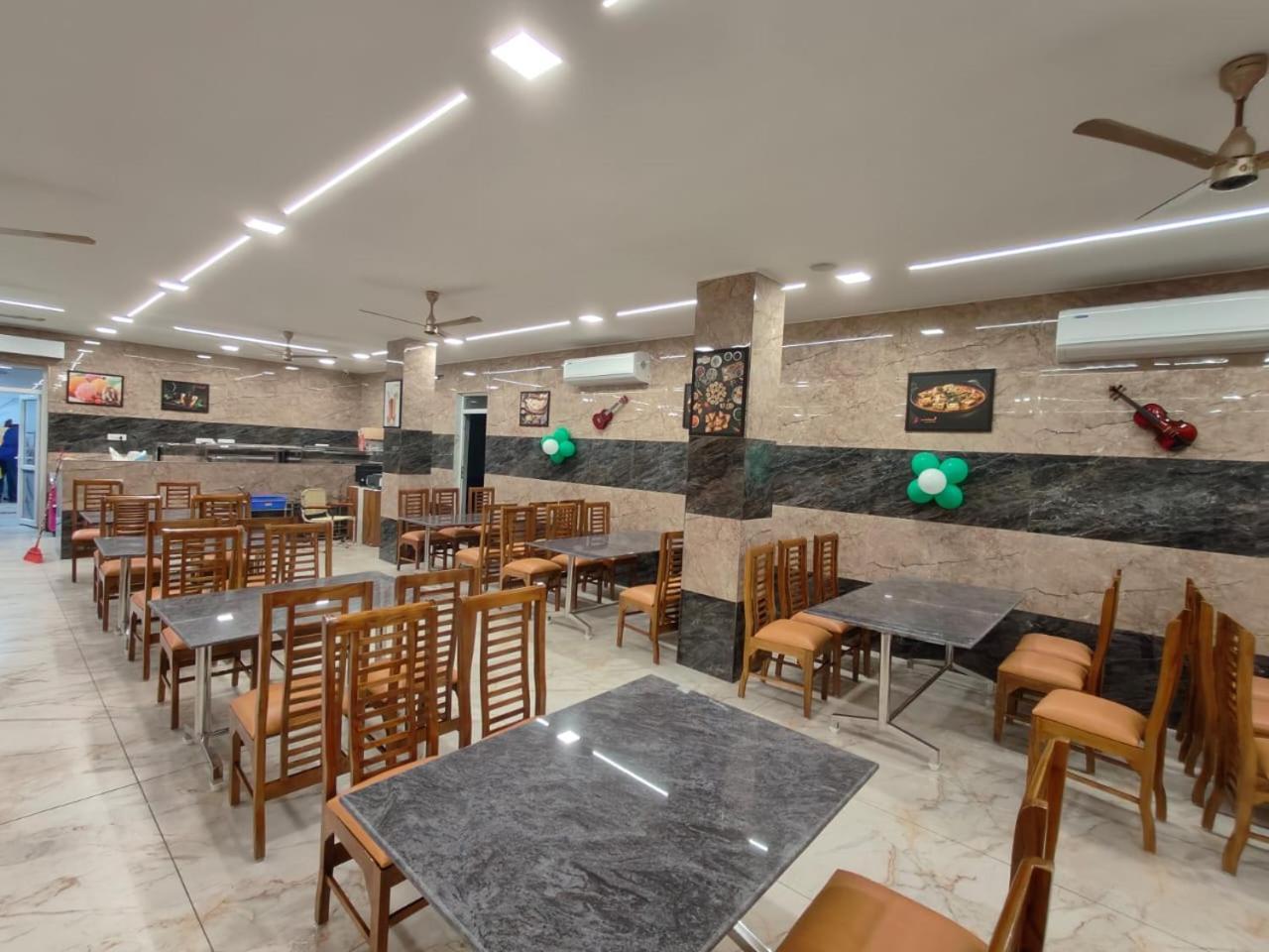 Grand Sangeetham Inn Tiruchchendūr 외부 사진